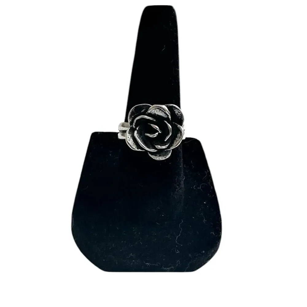 Silpada Retired R2207 Rose Oxidized 3D Flower Blooming Rose Size 6
